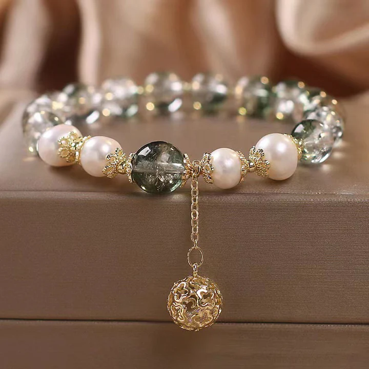 "Green Phantom Light - Confidence and Harmony Bracelet"
