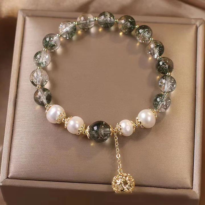 "Green Phantom Light - Confidence and Harmony Bracelet"