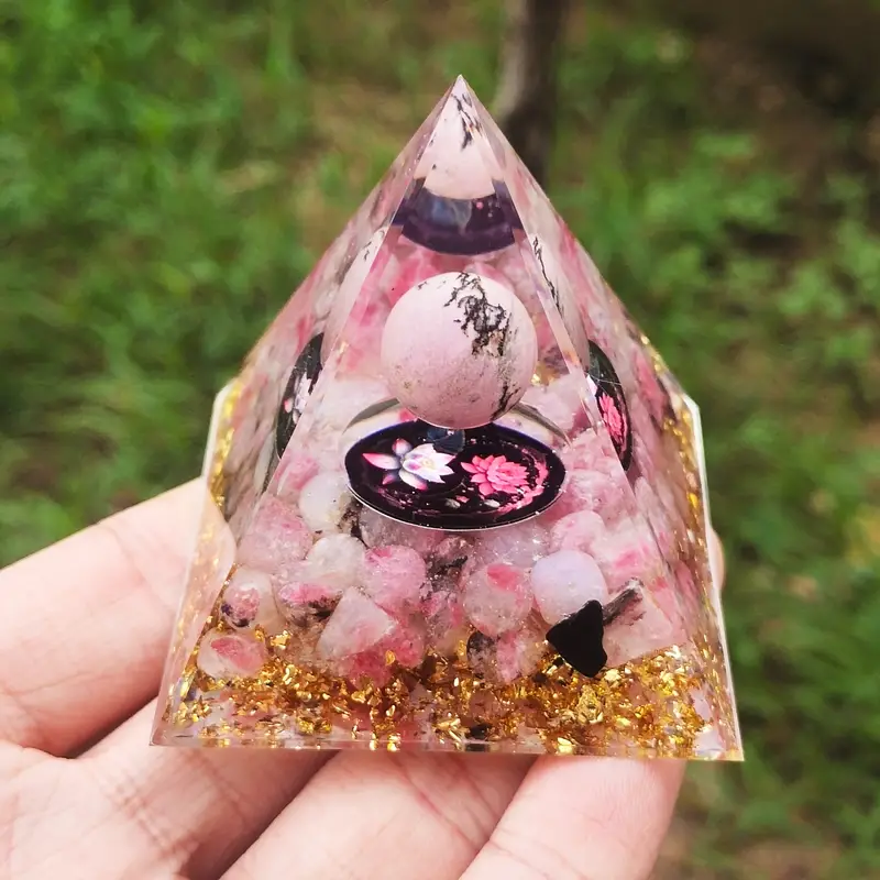 "Soul Rose – The Pyramid of Love"